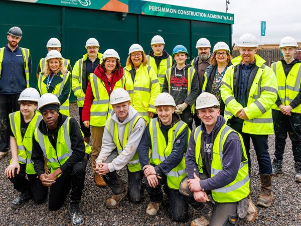First minister visits Persimmon construction academy