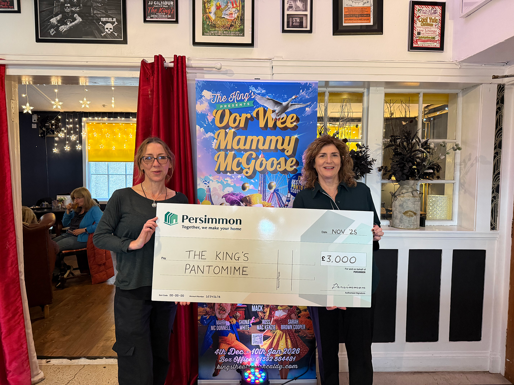 Theatre’s panto season gets £3,000 boost from local homebuilder