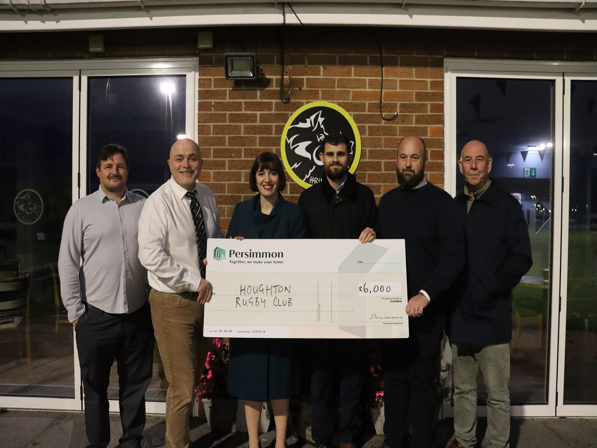 Rugby Club ‘leading the way’ in women’s and girls’ sport celebrates after donation from housebuilder